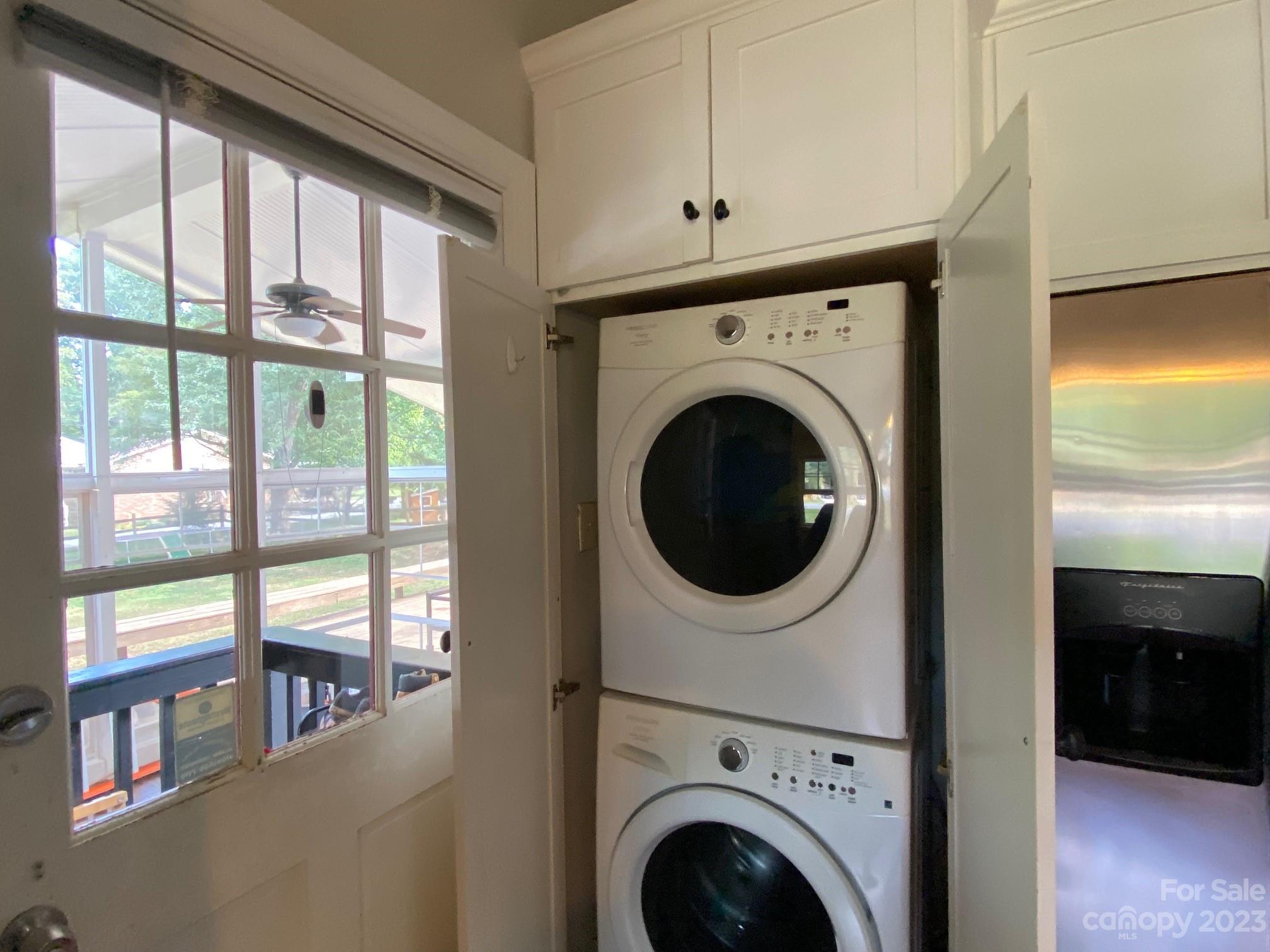5901 Potter Road Matthews, NC 28104 - Photo 14 of 38 a view of entryway with washer and dryer
