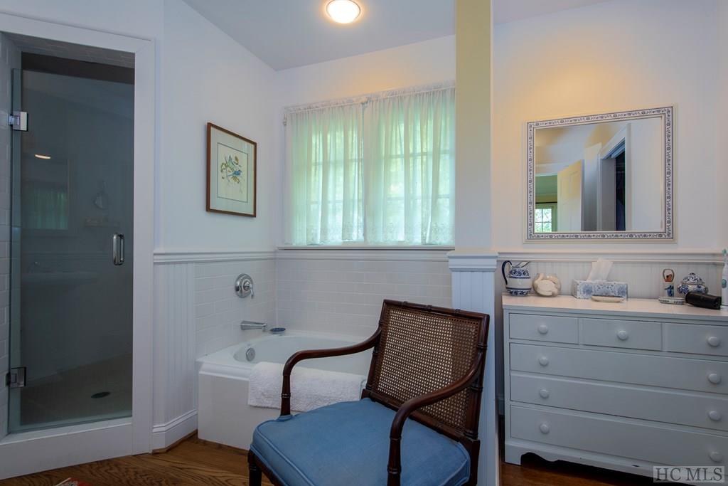 311 Queen Mountain Road Highlands, NC 28741 - Photo 27 of 44 Gallery Image 27