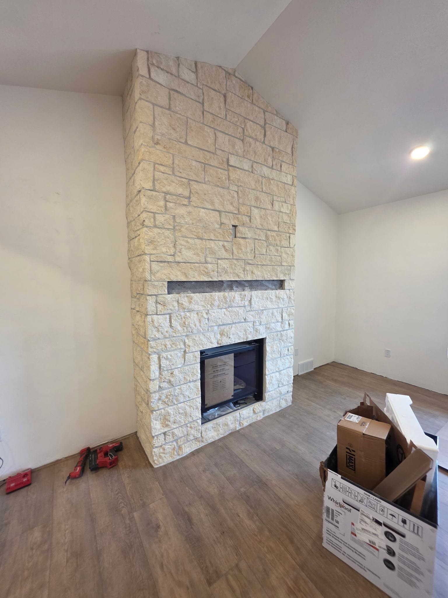 N9266 West Homestead Drive Appleton, WI 54915 - Photo 3 of 4