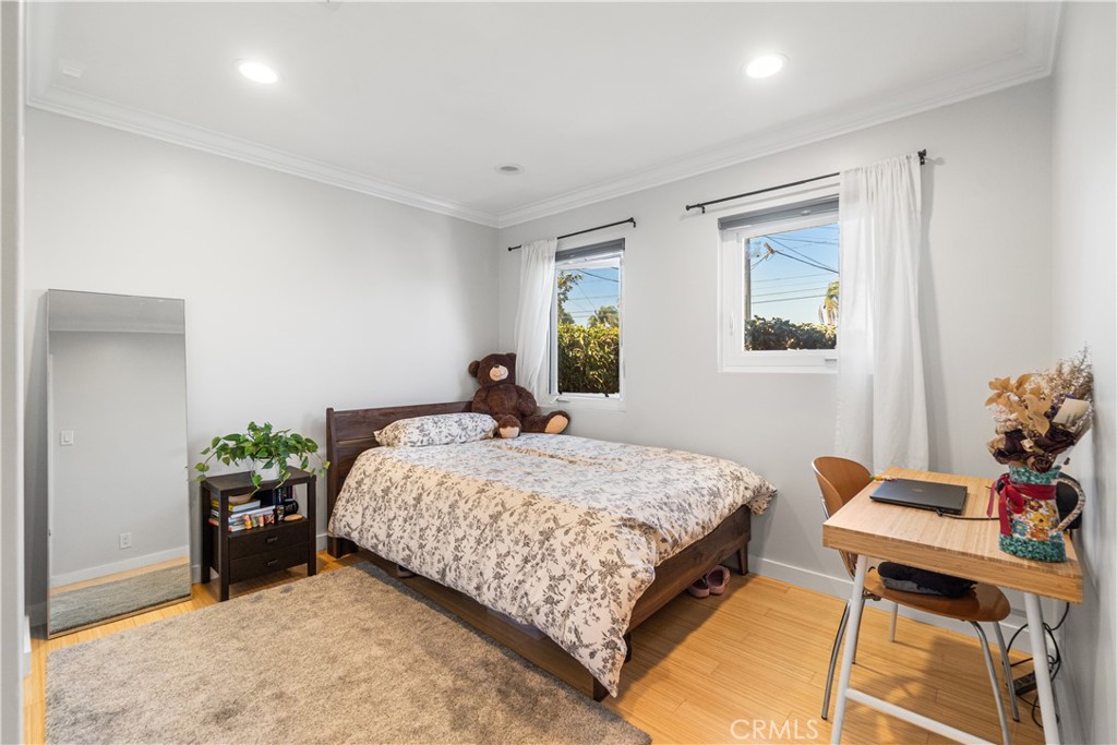 1510 East Maple Avenue El Segundo, CA 90245 - Photo 30 of 39 Bed 4