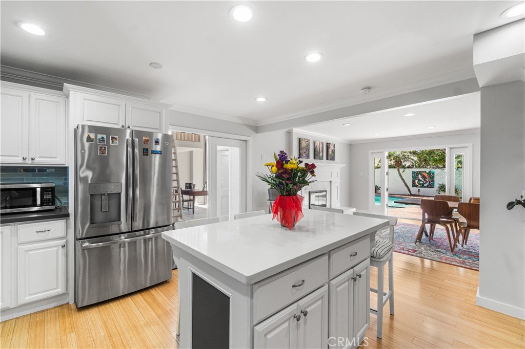 1510 East Maple Avenue El Segundo, CA 90245 - Photo 9 of 39 Kitchen