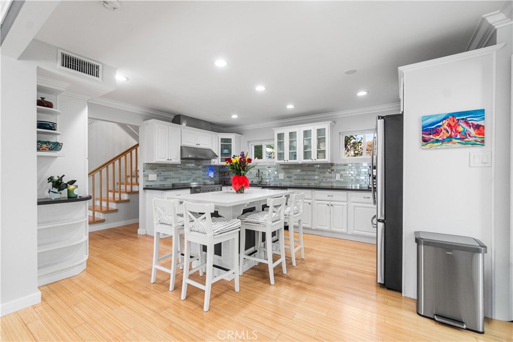 1510 East Maple Avenue El Segundo, CA 90245 - Photo 10 of 39 Kitchen