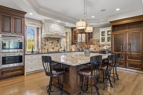 $1,650,000 | 1001 Wildhurst Trail, Orono, MN 55364