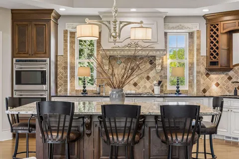 $1,650,000 | 1001 Wildhurst Trail, Orono, MN 55364