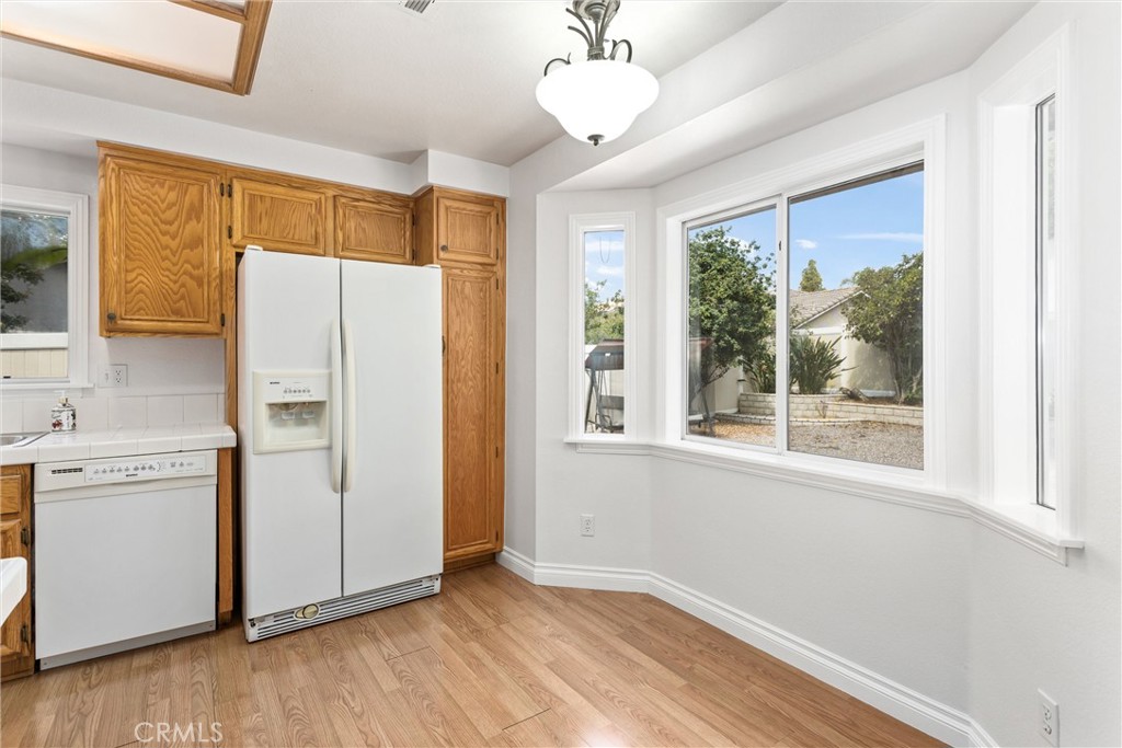 19934 Windwood Circle Riverside, CA 92508 - Photo 13 of 32