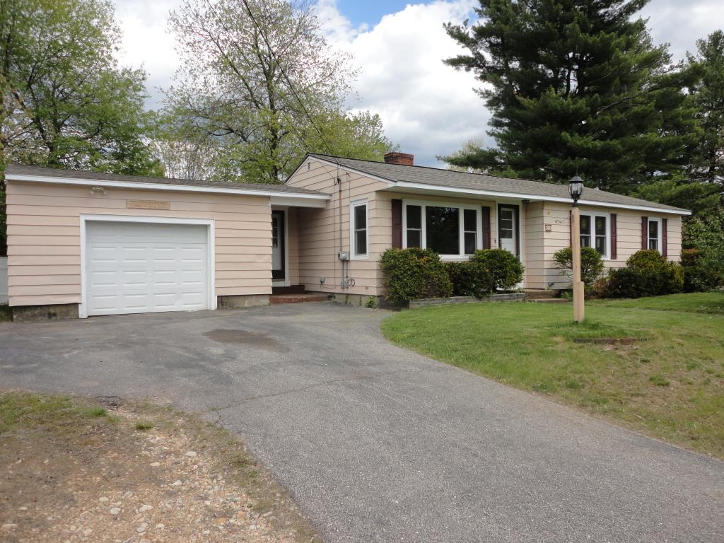 11 Schley Street Rochester, NH 03867 - Photo 2 of 24