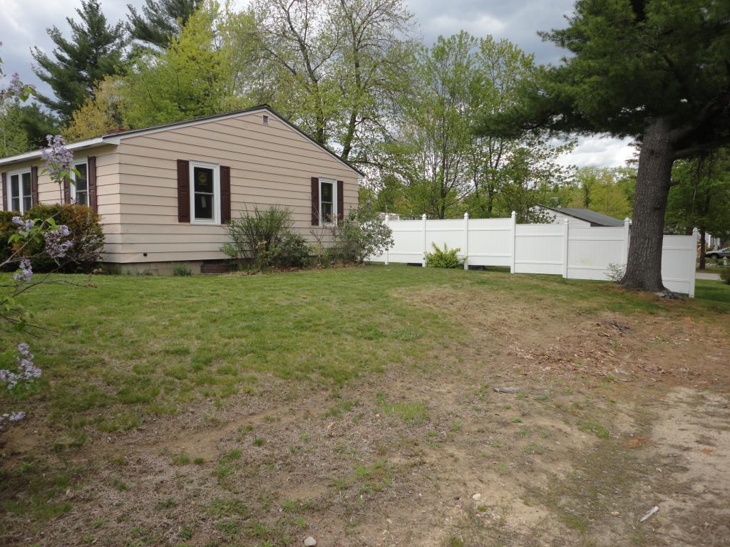 11 Schley Street Rochester, NH 03867 - Photo 4 of 24
