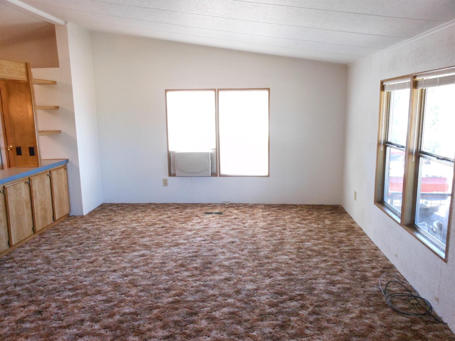 1451 Dry Creek Road Eagle Point, OR 97524 - Photo 7 of 22 Additional Photo