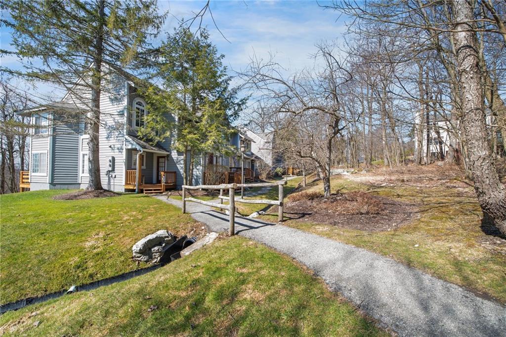 2001 South Ridge Terrace Hidden Valley, PA 15502 - Photo 7 of 28 Gallery Image 7