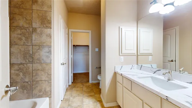 $875,000 | 18814 Cove Vista Lane, Cypress, TX 77433