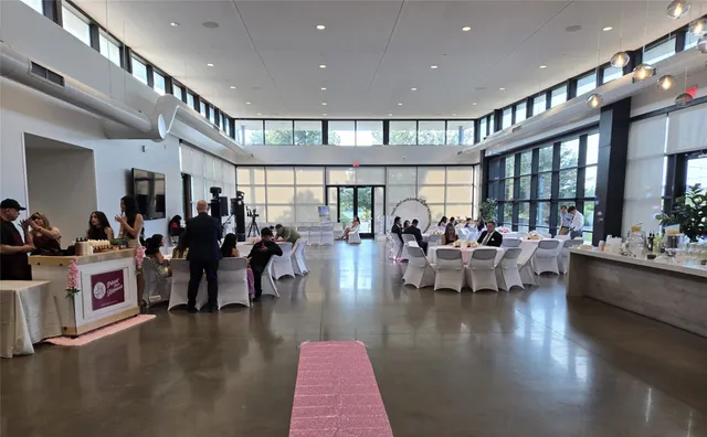 $875,000 | 18814 Cove Vista Lane, Cypress, TX 77433