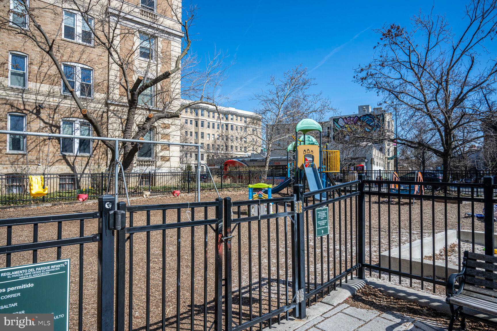 1831 Belmont Road Northwest, Unit 303 Washington, DC 20009 - Photo 27 of 29 Gallery Image 27