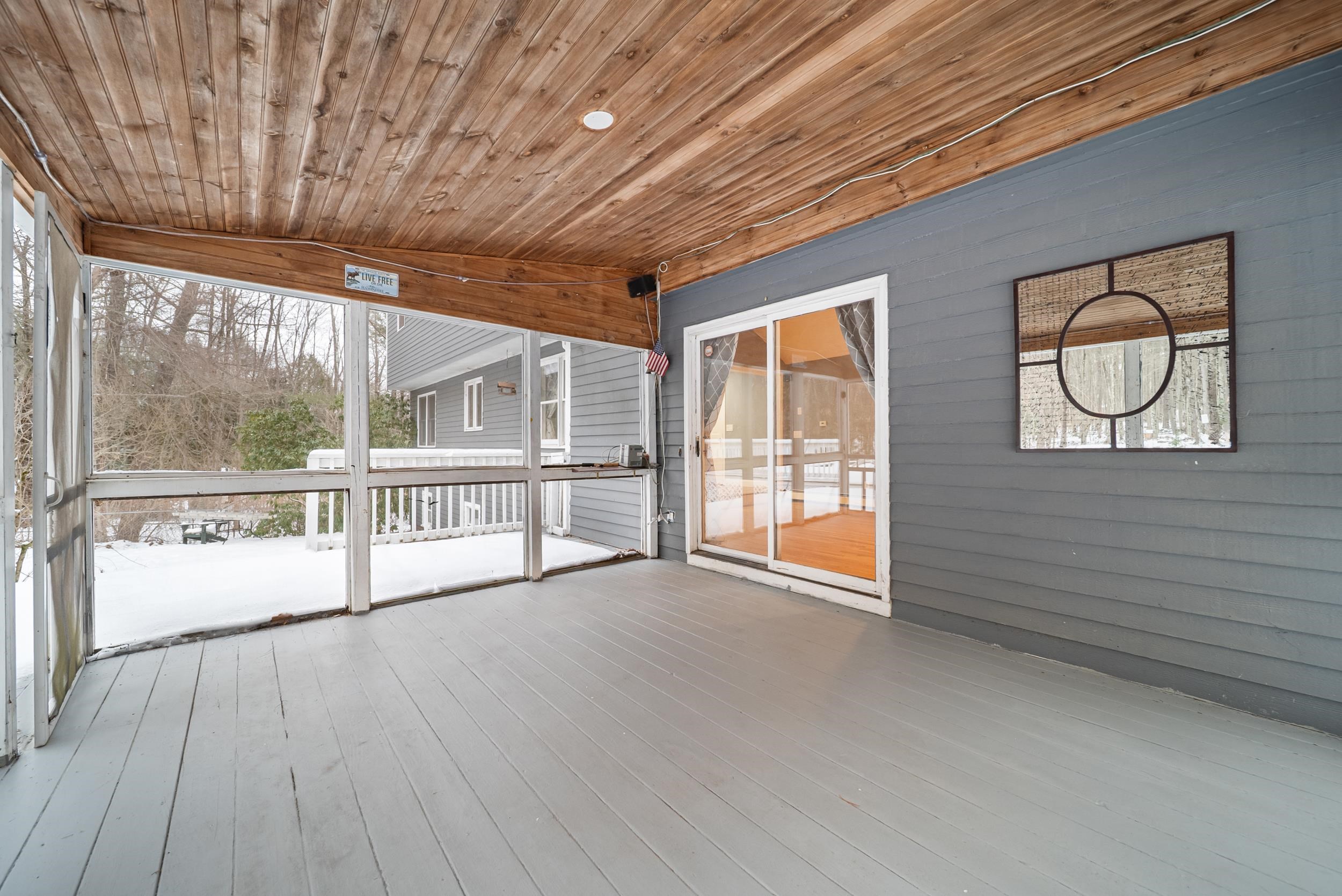 18 Lorri Road Derry, NH 03038 - Photo 14 of 45