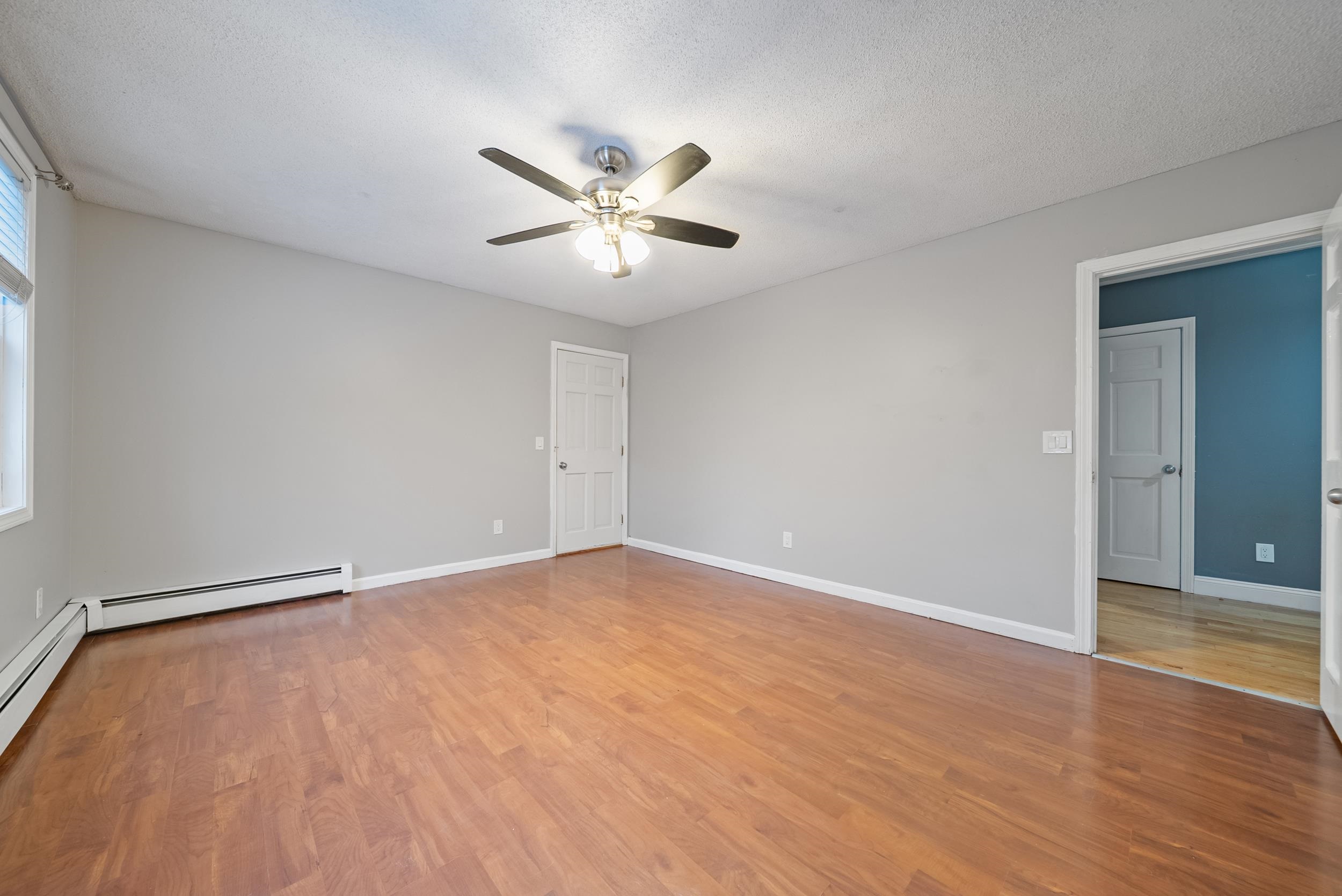 18 Lorri Road Derry, NH 03038 - Photo 30 of 45