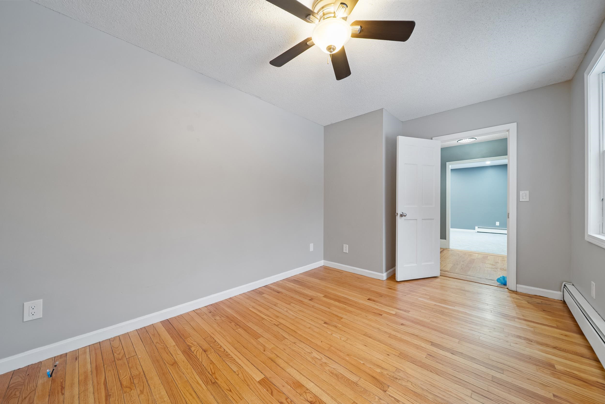 18 Lorri Road Derry, NH 03038 - Photo 31 of 45