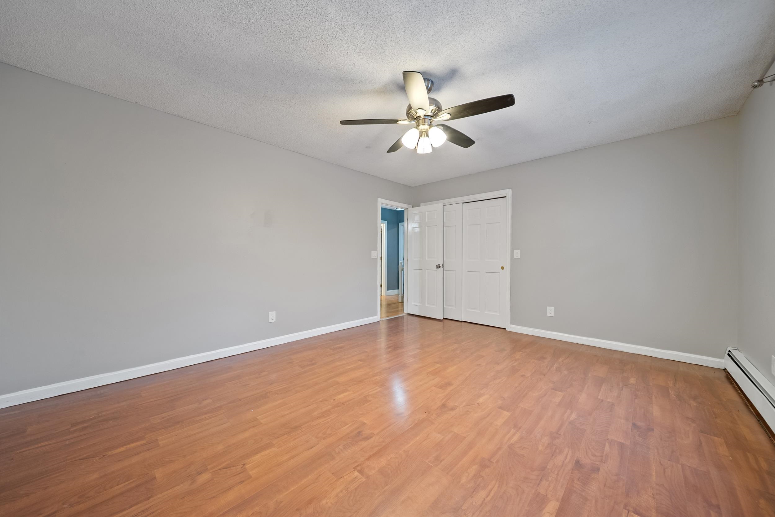 18 Lorri Road Derry, NH 03038 - Photo 32 of 45