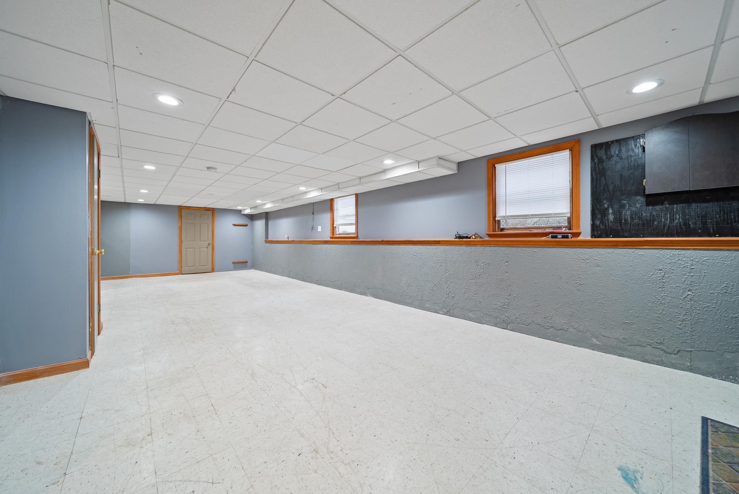 18 Lorri Road Derry, NH 03038 - Photo 38 of 45