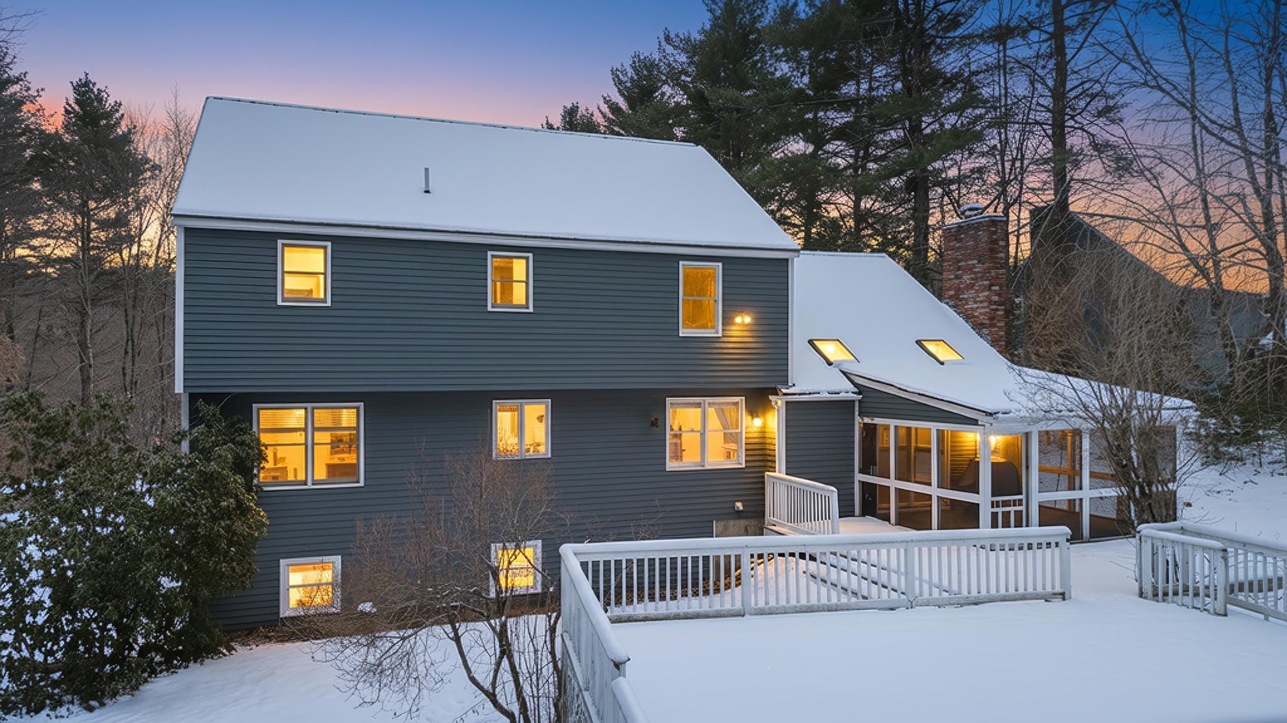 18 Lorri Road Derry, NH 03038 - Photo 4 of 45