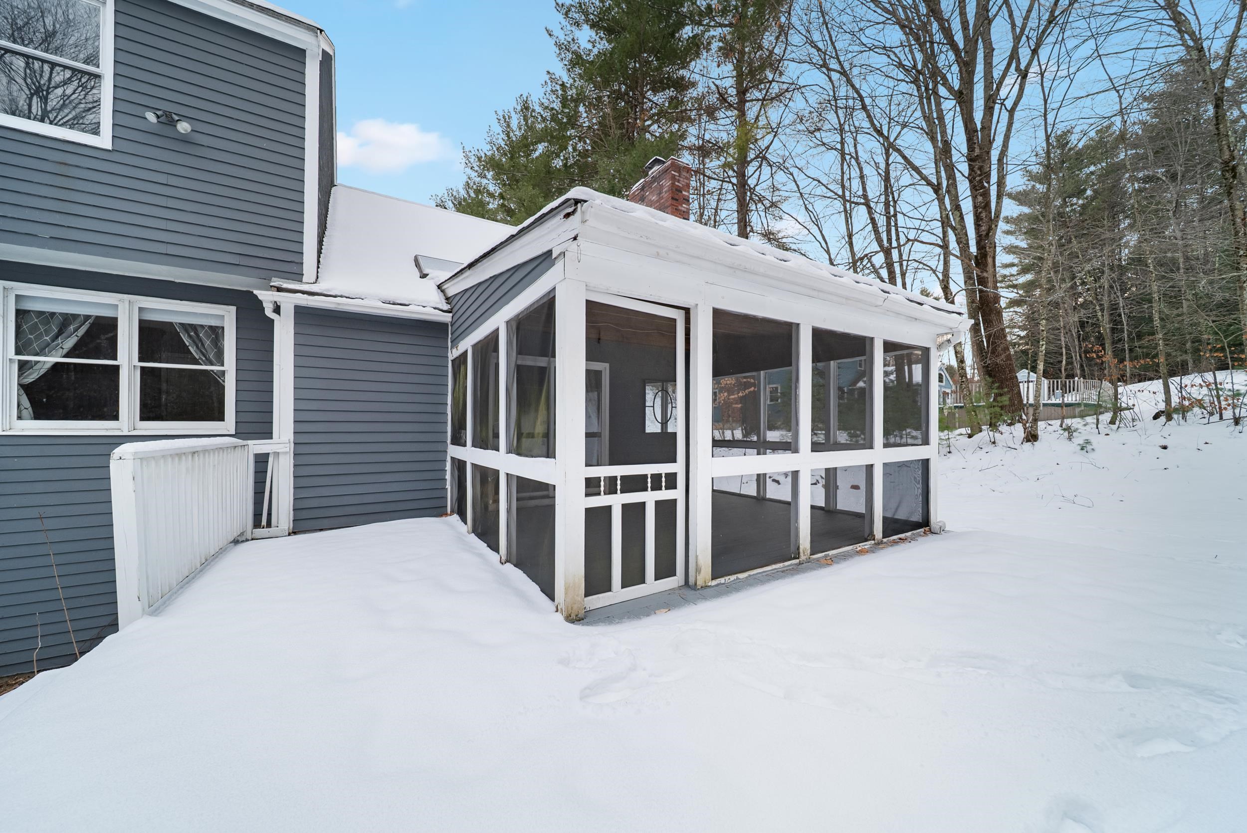 18 Lorri Road Derry, NH 03038 - Photo 41 of 45
