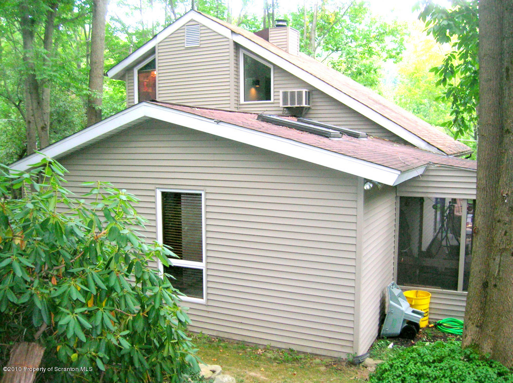 717 Scott Road Clarks Summit, PA 18411 - Photo 3 of 28 Gallery Image 3