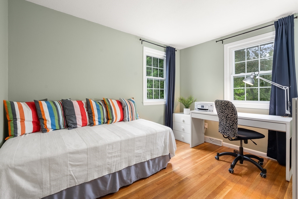204 Haynes Road Sudbury, MA 01776 - Photo 25 of 36