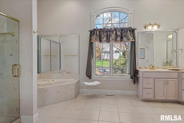 $560,000 | 6209 MacKenzie Place, Springfield, IL 62711
