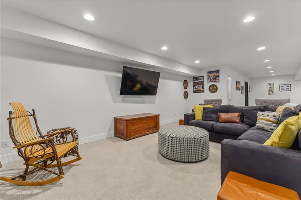 $4,000,000 | 48 Logan Avenue, Steamboat Springs, CO 80487