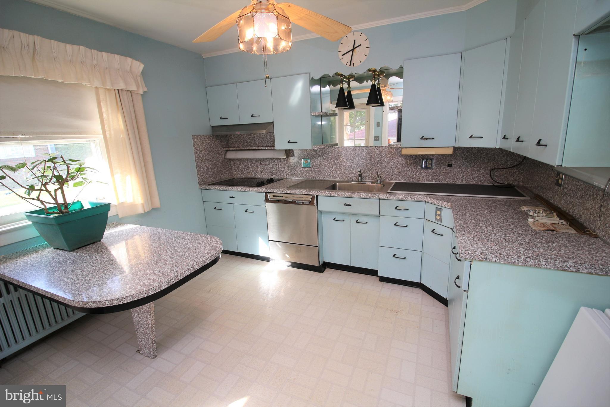 20 Upland Road Wyomissing, PA 19609 - Photo 10 of 18 Gallery Image 10