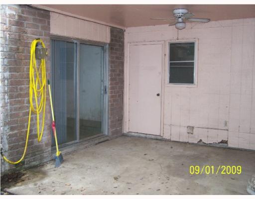 5007 Meandering Lane, Unit B Corpus Christi, TX 78413 - Photo 9 of 9 a view of a door