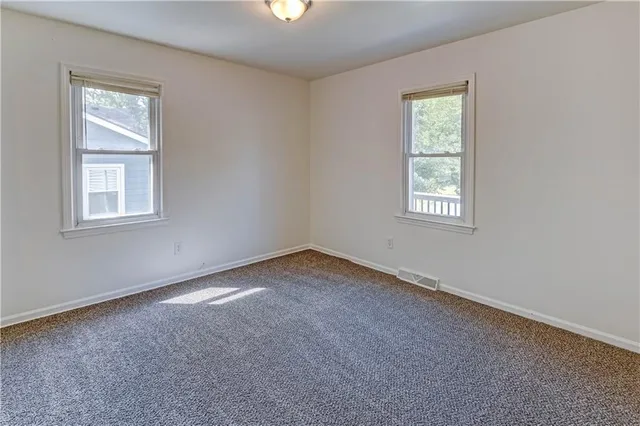 $324,900 | 8805 Grandview Street, Overland Park, KS 66212