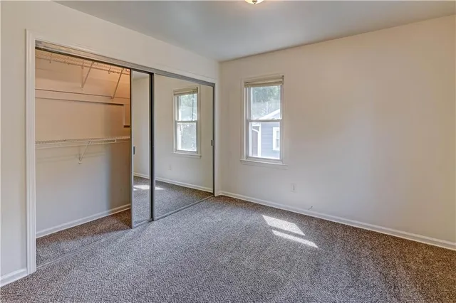 $324,900 | 8805 Grandview Street, Overland Park, KS 66212