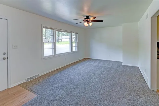 $324,900 | 8805 Grandview Street, Overland Park, KS 66212