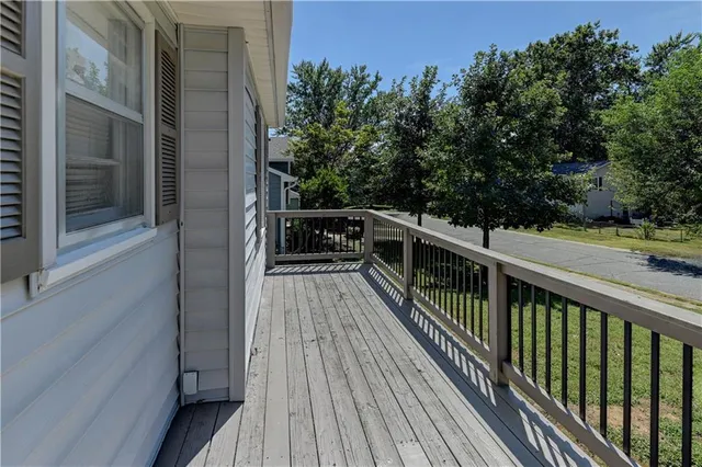 $324,900 | 8805 Grandview Street, Overland Park, KS 66212