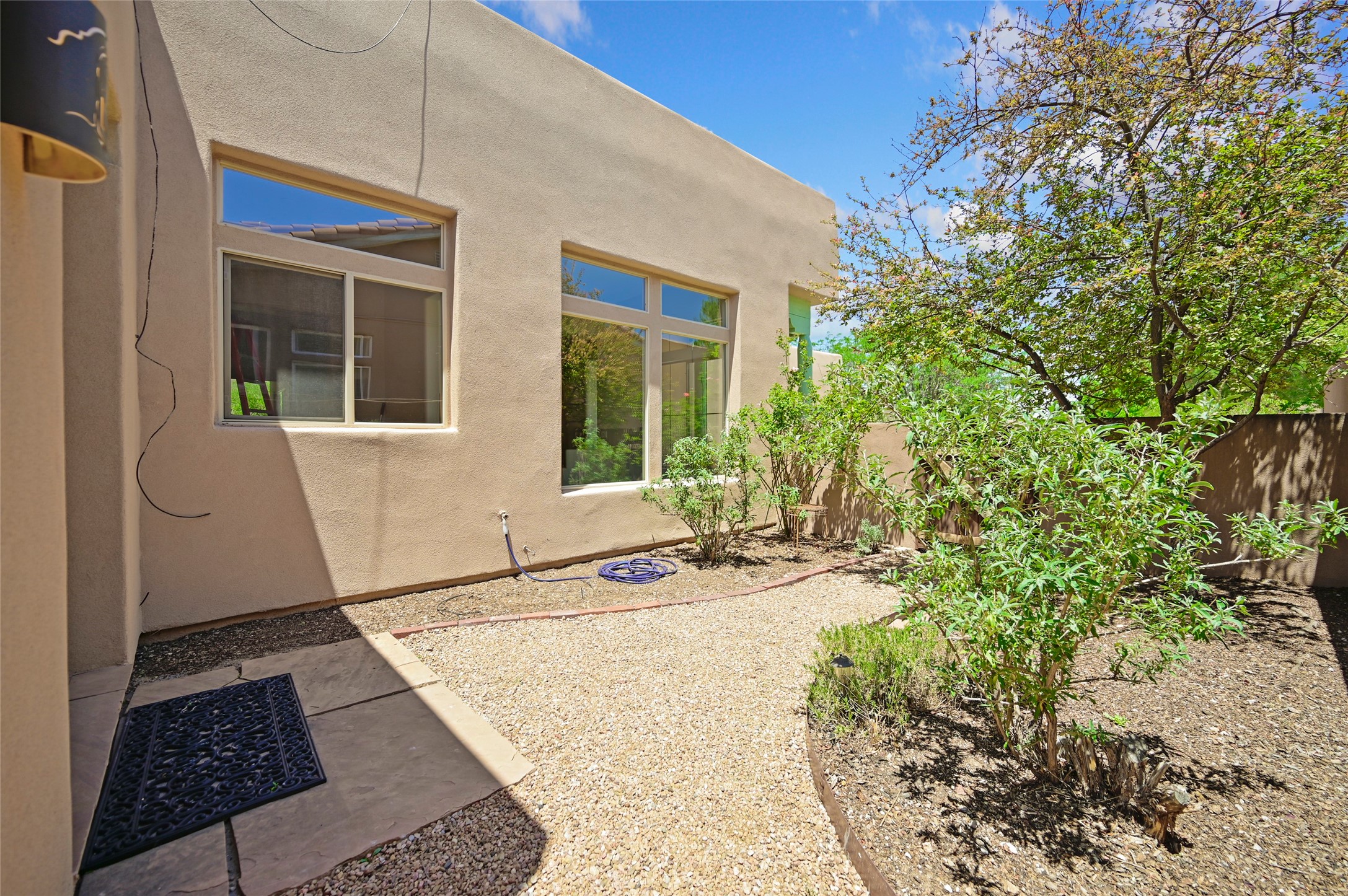 92 Canada Del Rancho Santa Fe, NM 87508 - Photo 33 of 52