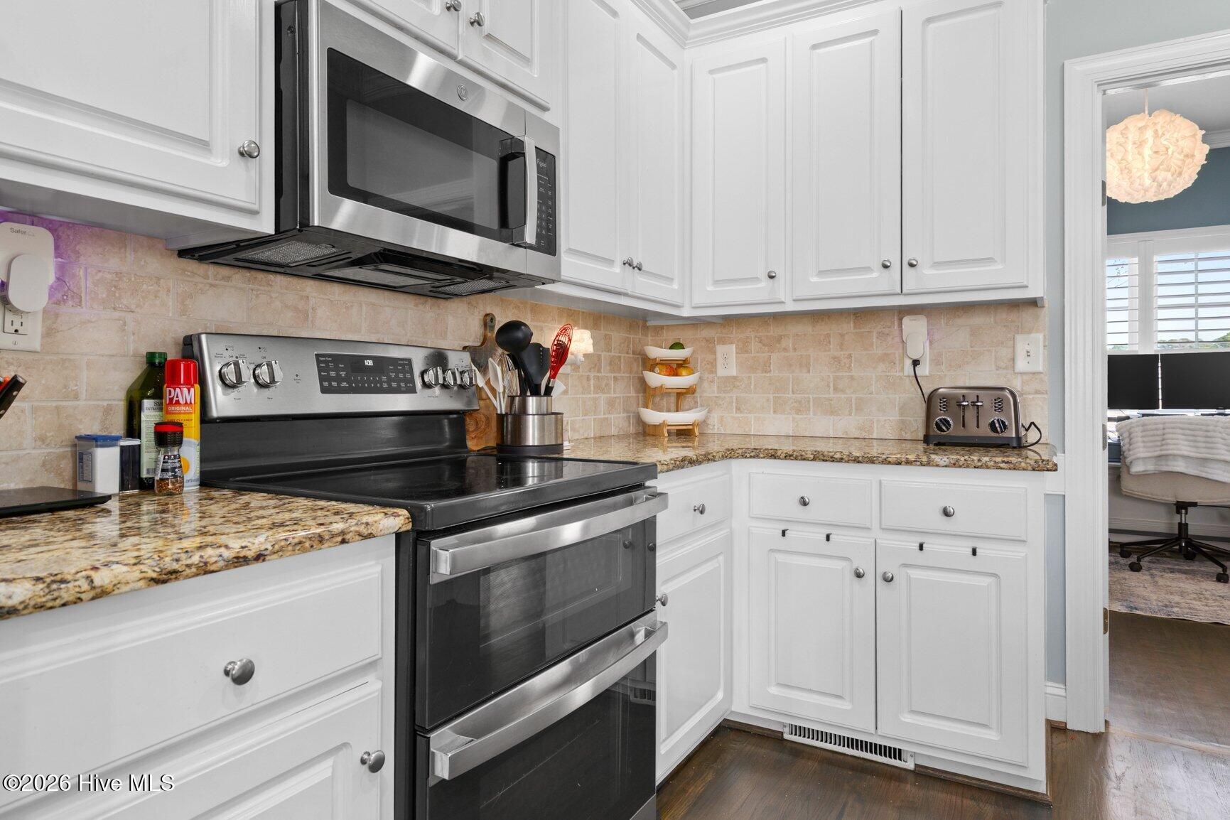 425 Oriole Road Nashville, NC 27856 - Photo 12 of 43 012-425OrioleRoad-Nashville-NC-27856-SMA