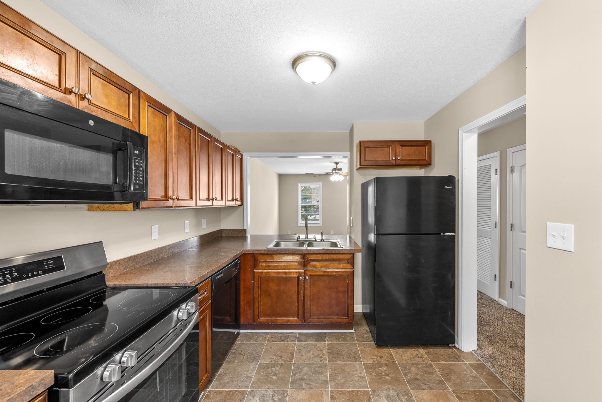 295 Raleigh Drive, Unit D Clarksville, TN 37043 - Photo 9 of 20