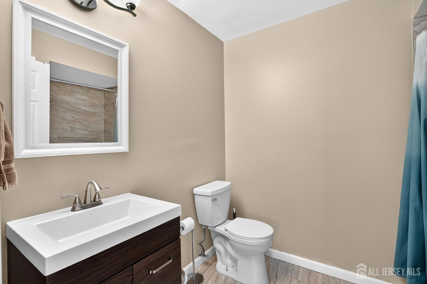 248 Alpine Way, Unit B Woodbridge, NJ 07095 - Photo 16 of 25