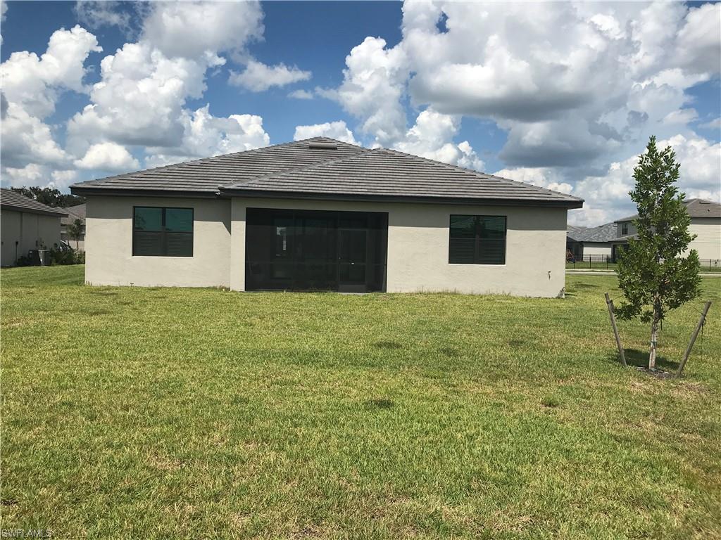 11123 Canopy Loop Fort Myers, FL 33913 - Photo 13 of 38 Gallery Image 13