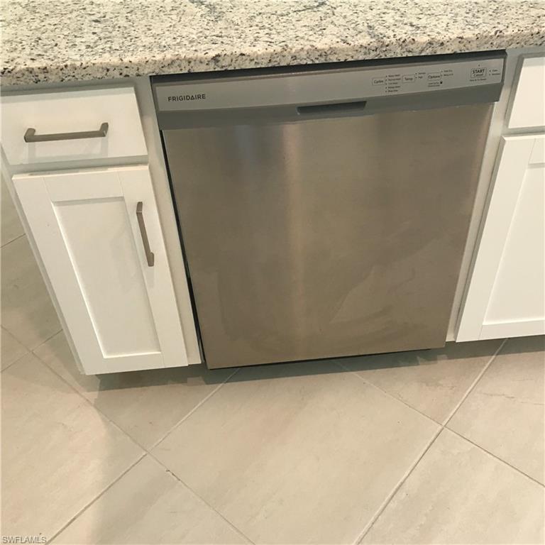 11123 Canopy Loop Fort Myers, FL 33913 - Photo 27 of 38 Gallery Image 27