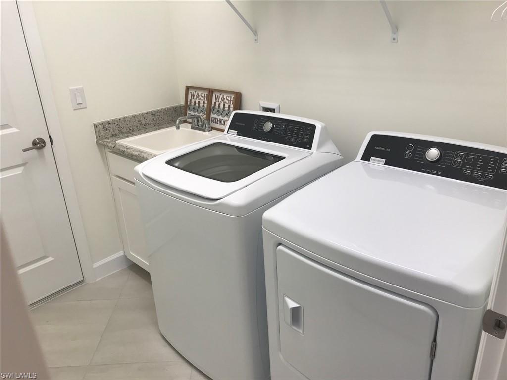 11123 Canopy Loop Fort Myers, FL 33913 - Photo 31 of 38 Gallery Image 31