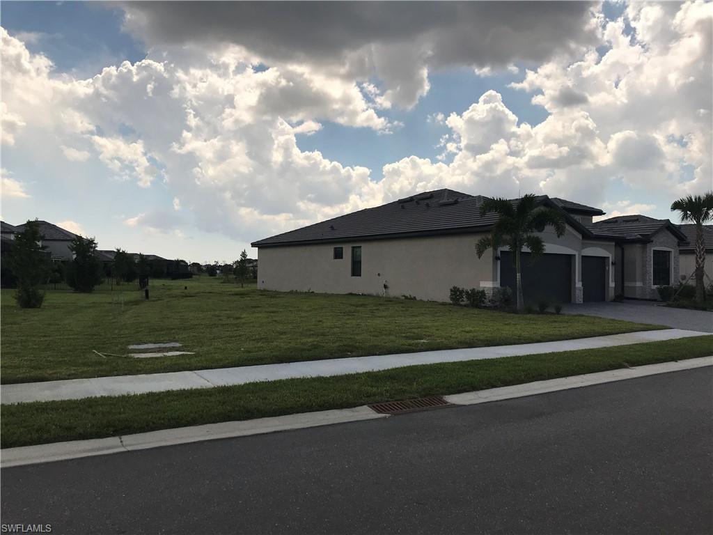 11123 Canopy Loop Fort Myers, FL 33913 - Photo 32 of 38 Gallery Image 32
