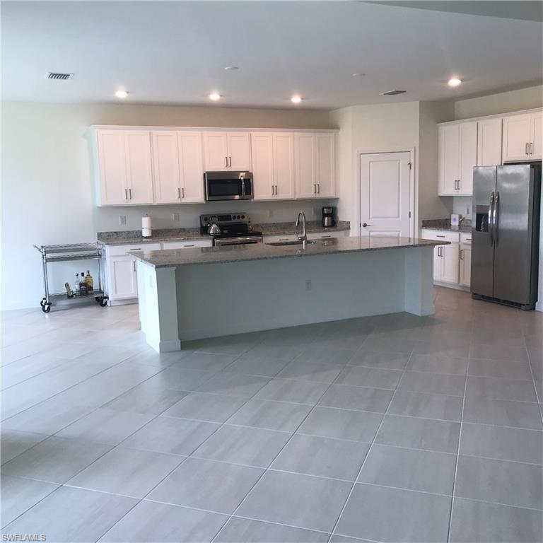 11123 Canopy Loop Fort Myers, FL 33913 - Photo 6 of 38 Gallery Image 6