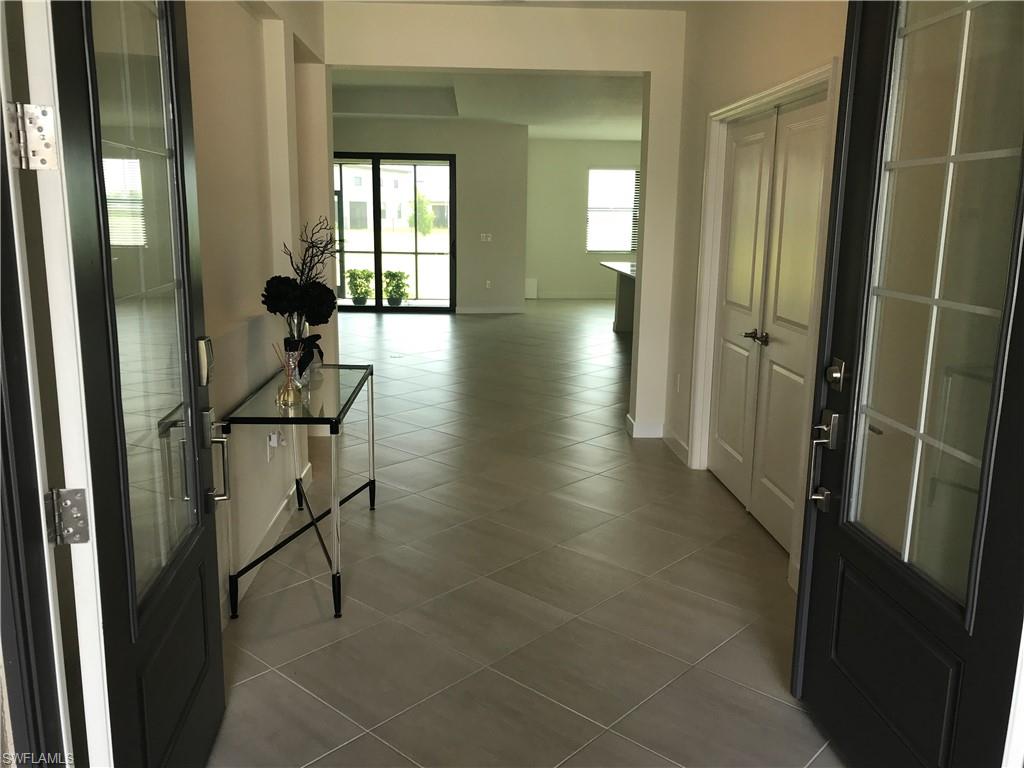 11123 Canopy Loop Fort Myers, FL 33913 - Photo 10 of 38 Gallery Image 10