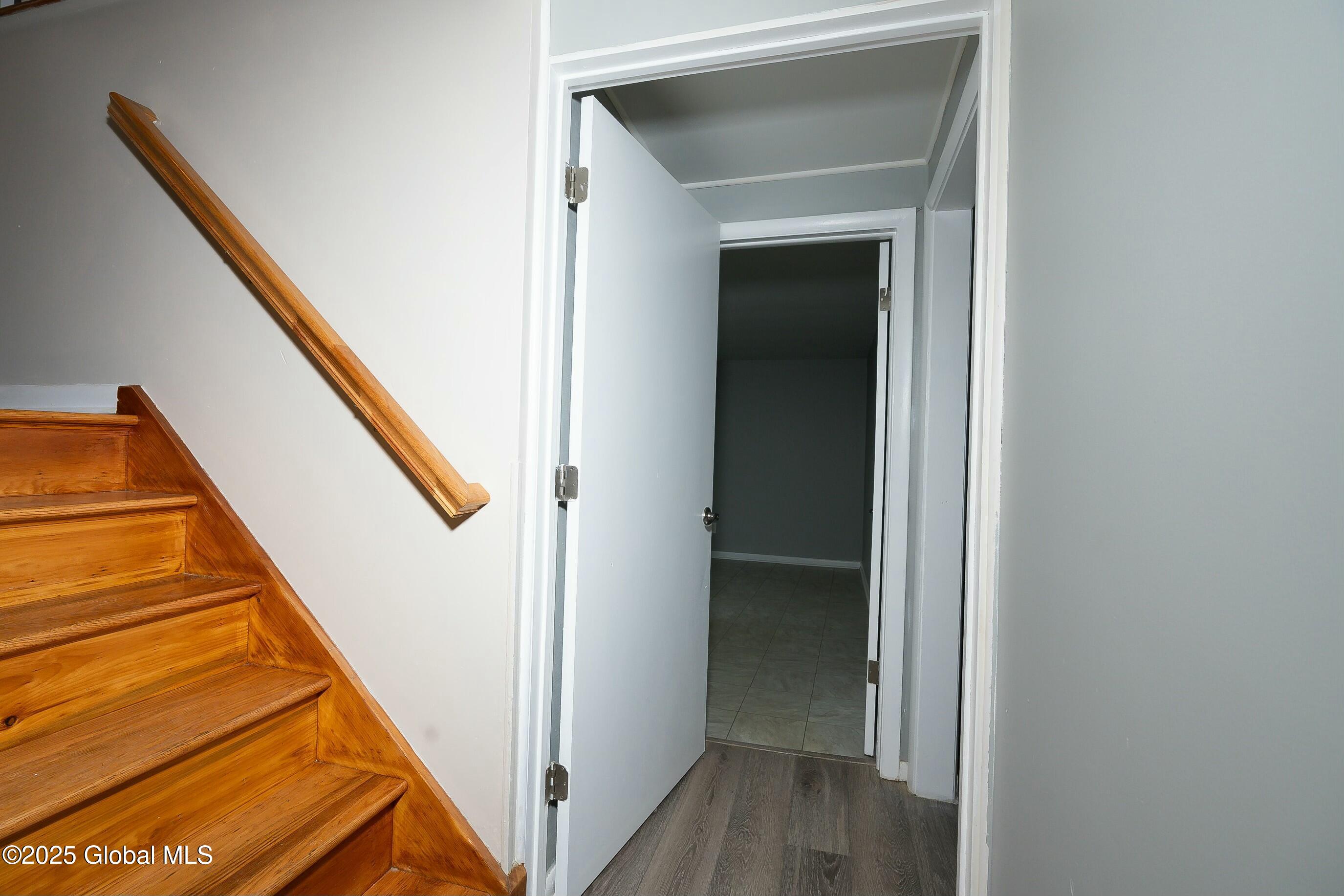 53 Delafield Drive Colonie, NY 12205 - Photo 14 of 60 tempImageFQwXTh