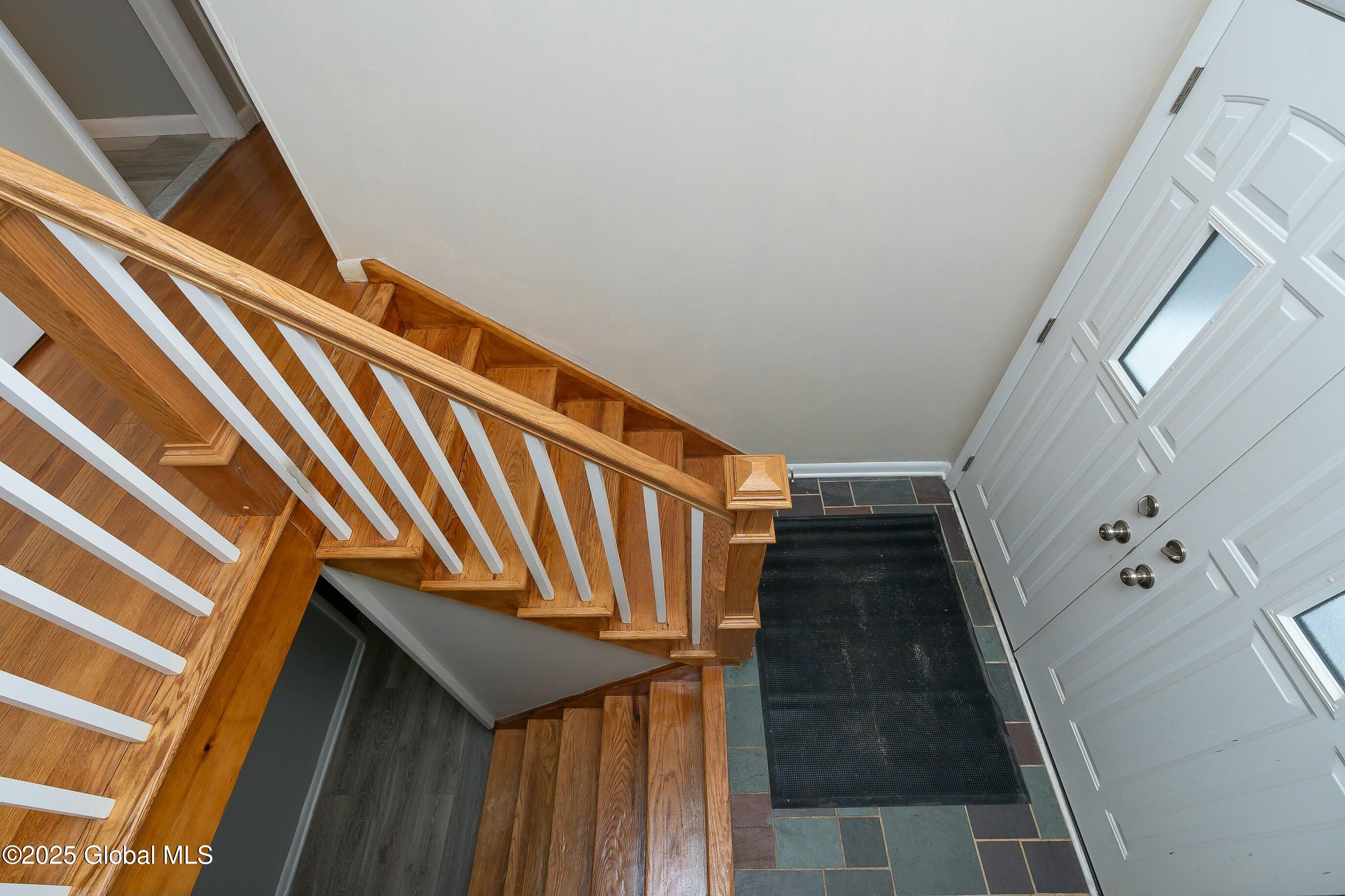 53 Delafield Drive Colonie, NY 12205 - Photo 19 of 60 tempImageB5IhAT