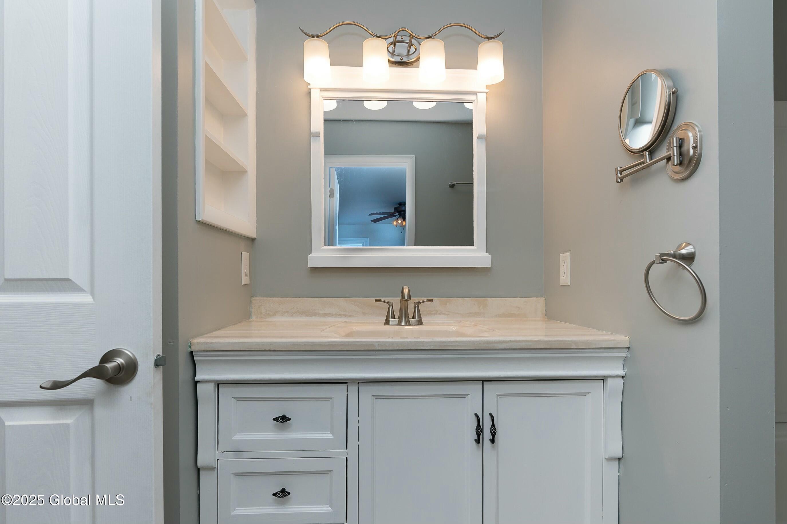 53 Delafield Drive Colonie, NY 12205 - Photo 36 of 60 tempImagevLD89s