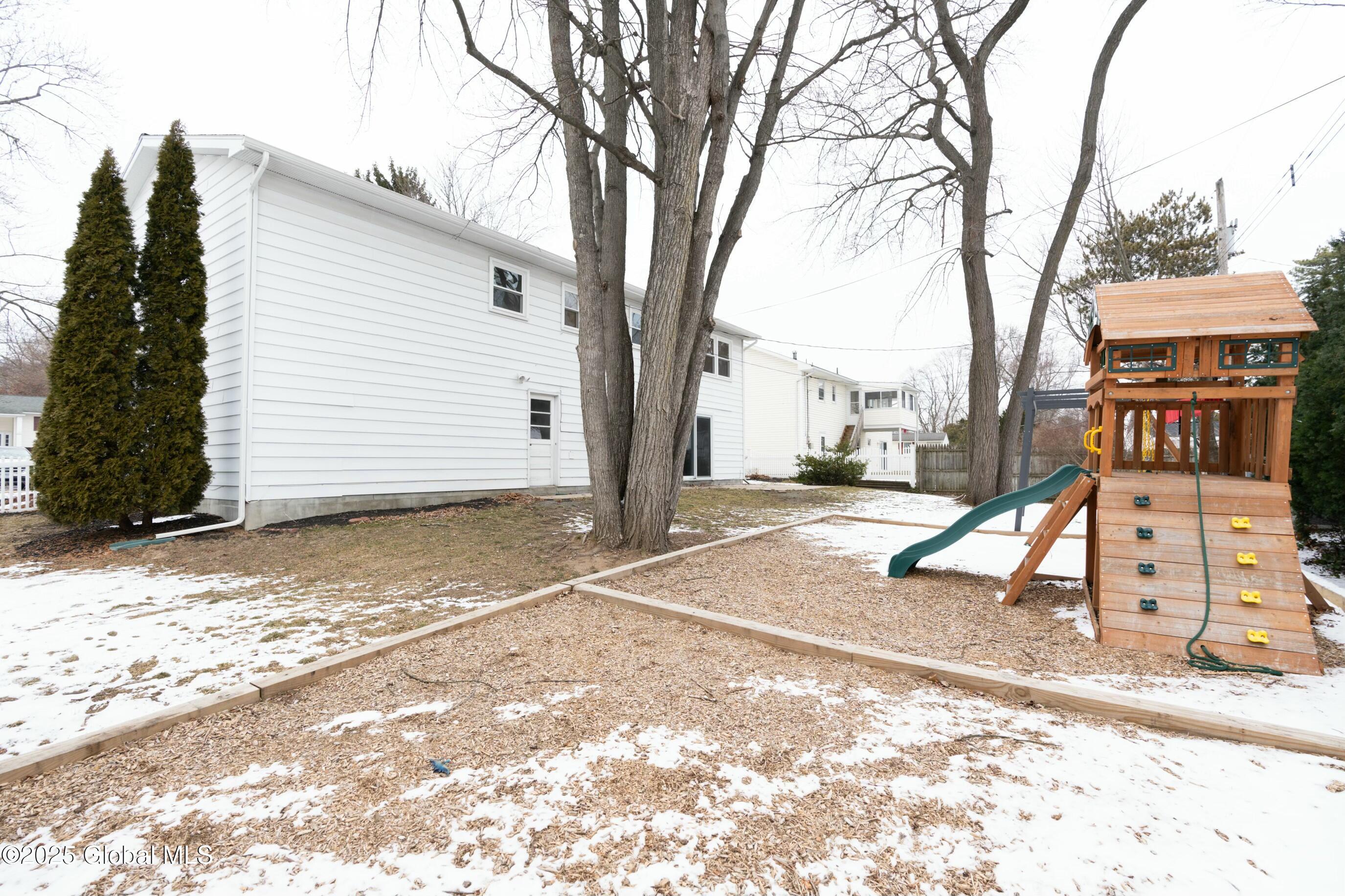 53 Delafield Drive Colonie, NY 12205 - Photo 54 of 60 tempImage3LjkEl