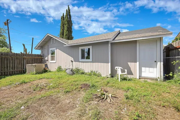 $299,900 | 1613 9th Avenue, Olivehurst, CA 95961