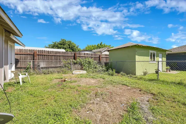 $299,900 | 1613 9th Avenue, Olivehurst, CA 95961