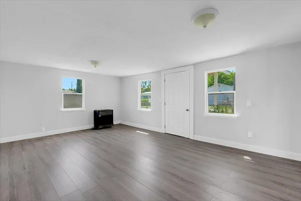 $299,900 | 1613 9th Avenue, Olivehurst, CA 95961